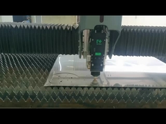 การผลิตชุดมอลิบเดนัมสกรีนสําหรับเตาอบแอกุ๊ม การตัดเลเซอร์เพื่อเพิ่มประสิทธิภาพการผลิต